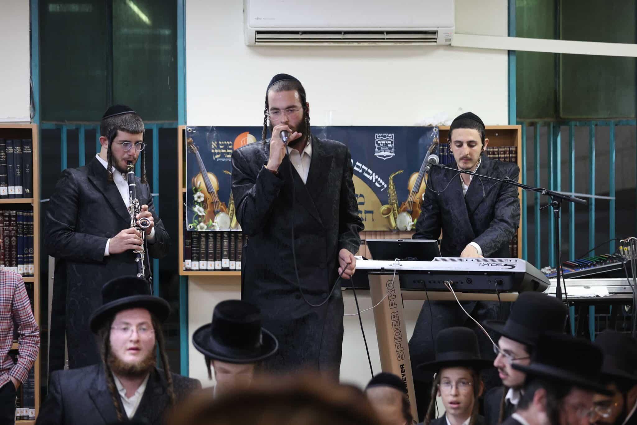 שמחת בית השואבה בחצה"ק באסטאן