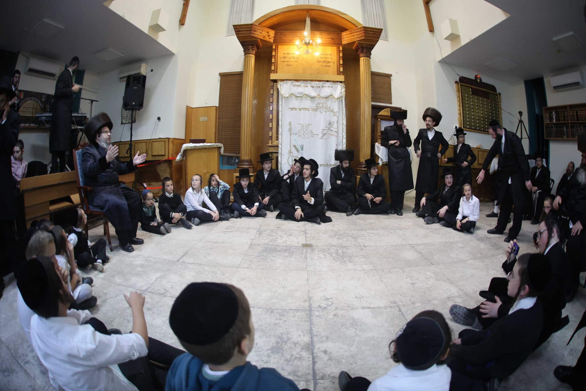 שמחת בית השואבה בחצה"ק באסטאן