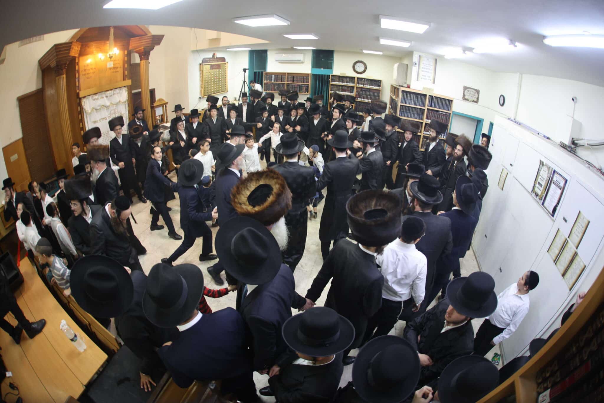 שמחת בית השואבה בחצה"ק באסטאן