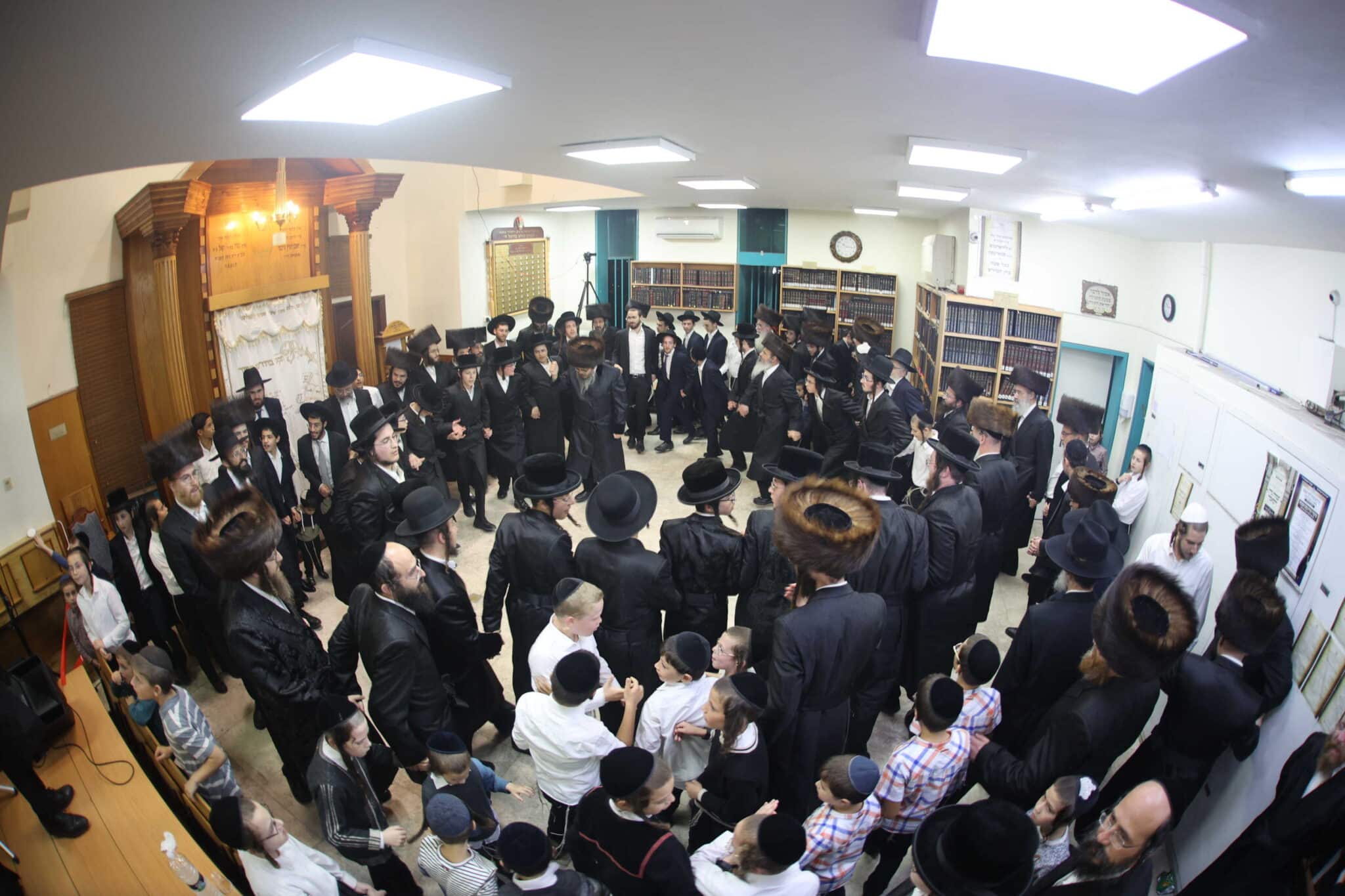 שמחת בית השואבה בחצה"ק באסטאן