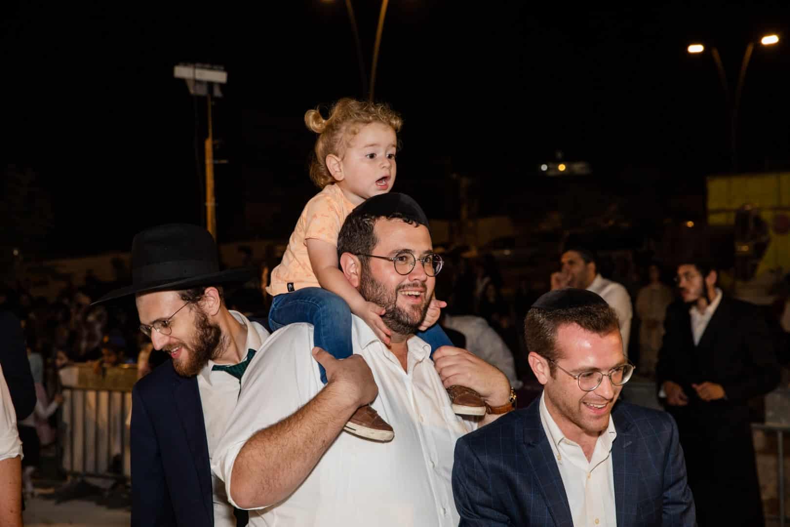 תיעוד מווחד משמחת בית השואבה ברמת בית שמש ד'