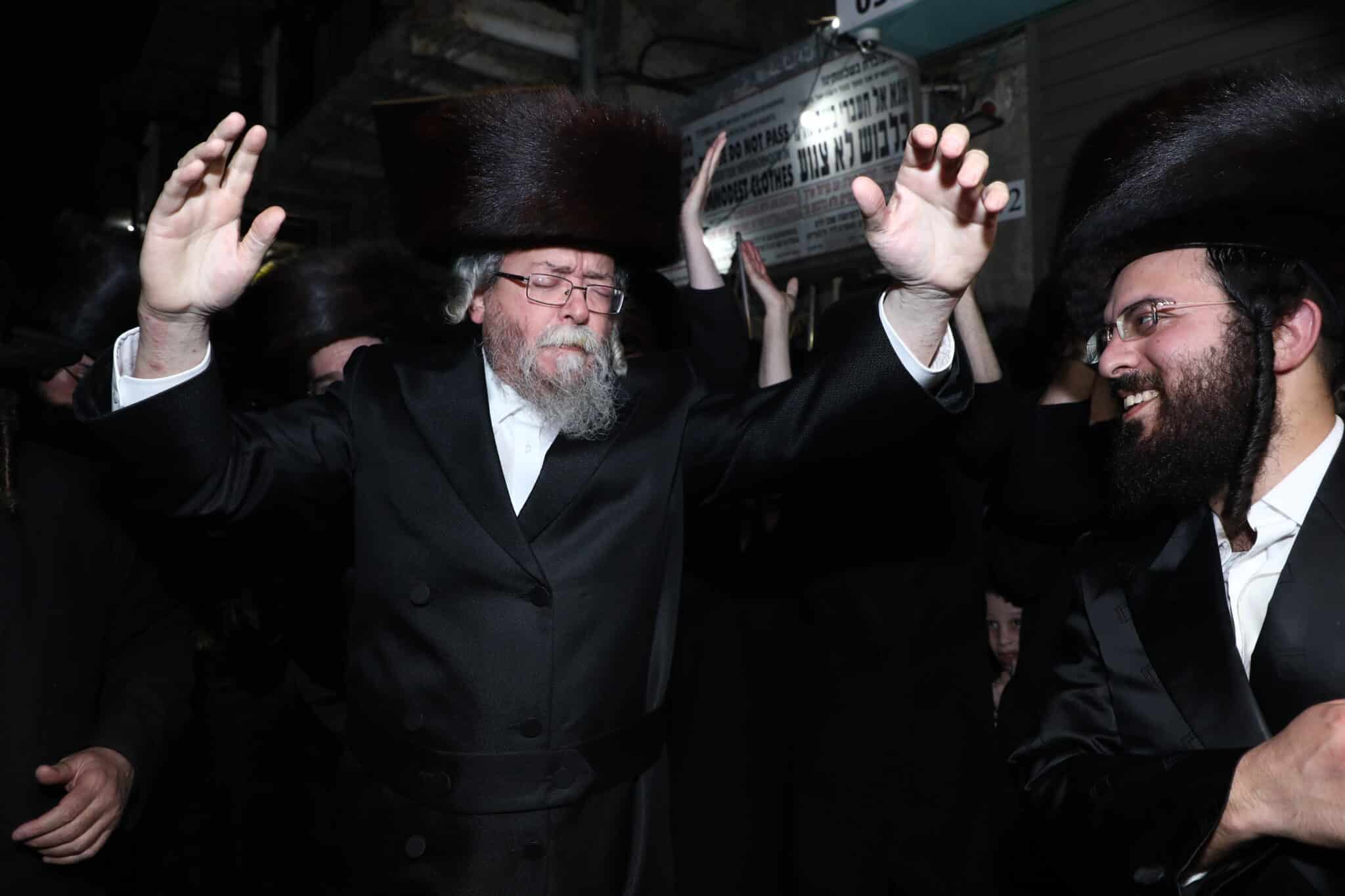 מעמד הכנסת ס"ת לביהמ"ד 'תורה ויראה' • תיעוד