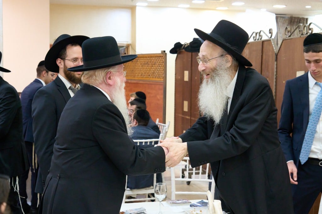 שמחת החתונה לנכדת הגרי"א דינר רב מרכז בני ברק