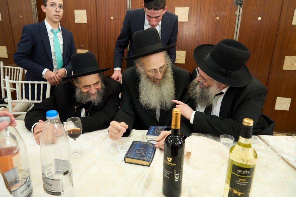 שמחת החתונה לנכדת הגרי"א דינר רב מרכז בני ברק