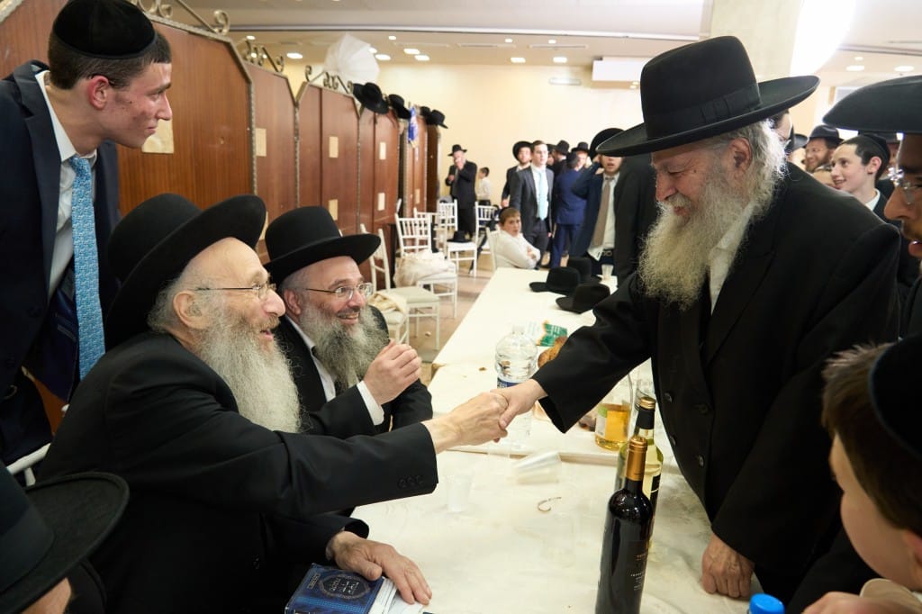 שמחת החתונה לנכדת הגרי"א דינר רב מרכז בני ברק