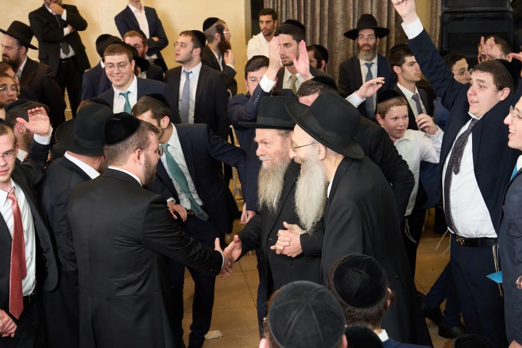 שמחת החתונה לנכדת הגרי"א דינר רב מרכז בני ברק