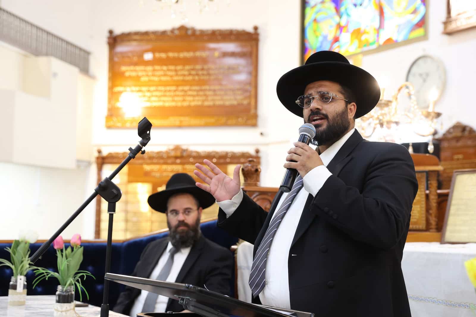 48 שעות לפני יום הכיפורים: המונים התכנסו ביהוד לחיזוק ואמירת סליחות