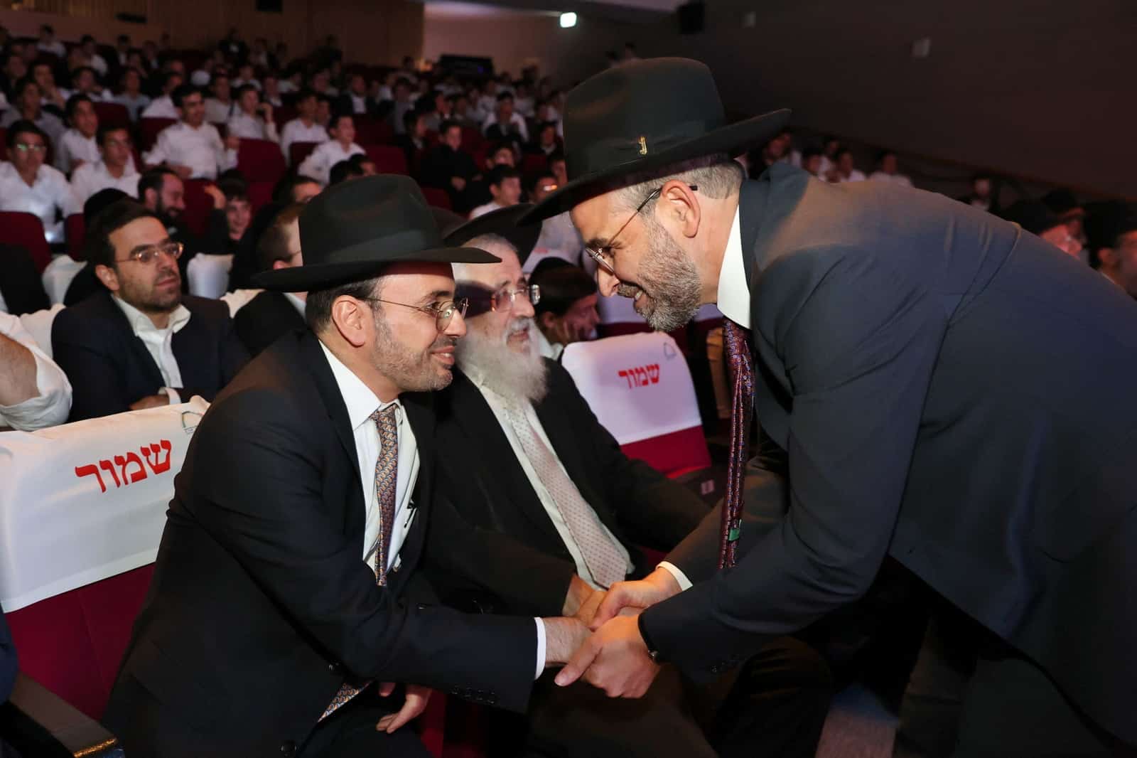 בצפת כתבו חידושי תורה לע"נ חכם שלום וזכו במלגות