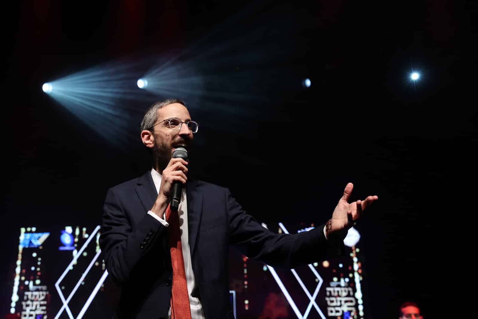 בצפת כתבו חידושי תורה לע"נ חכם שלום וזכו במלגות