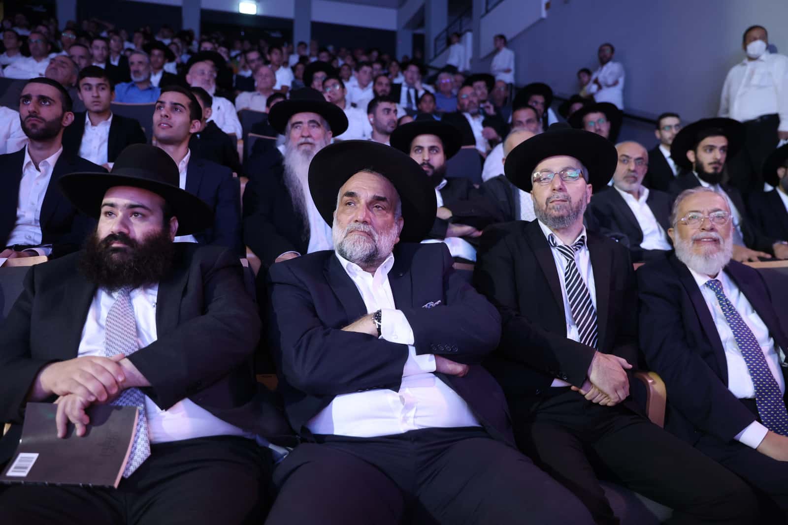 בתל אביב העניקו מלגות לכותבי חידושי תורה לע"נ מרן הגר"ע יוסף זצ"ל