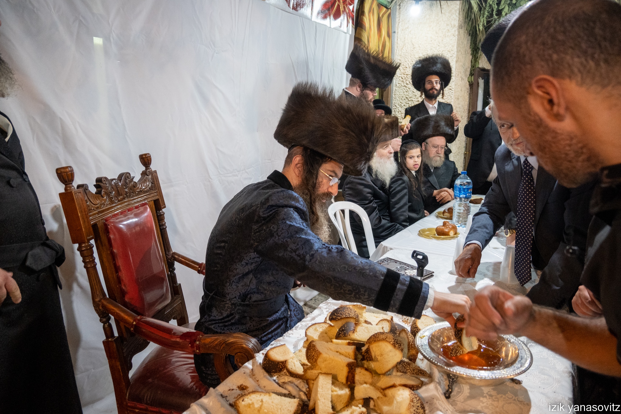 שמחת בית השואבה בחצר הקודש קליוולנד • תיעוד