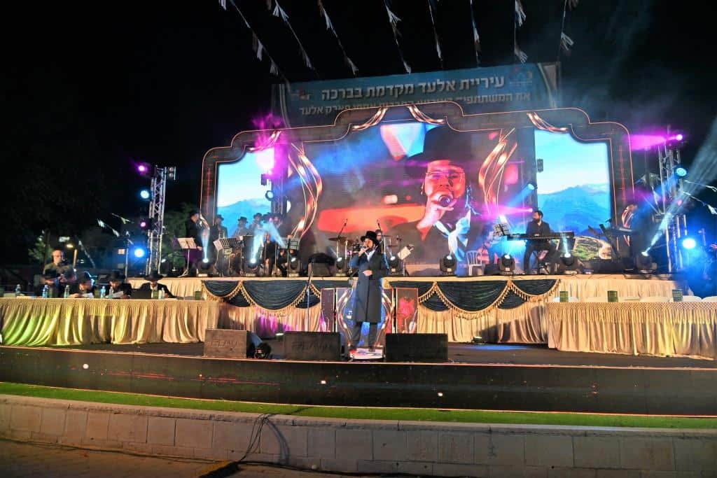 קרוב לרבבה במעמד כבוד התורה באלעד • גלריה: