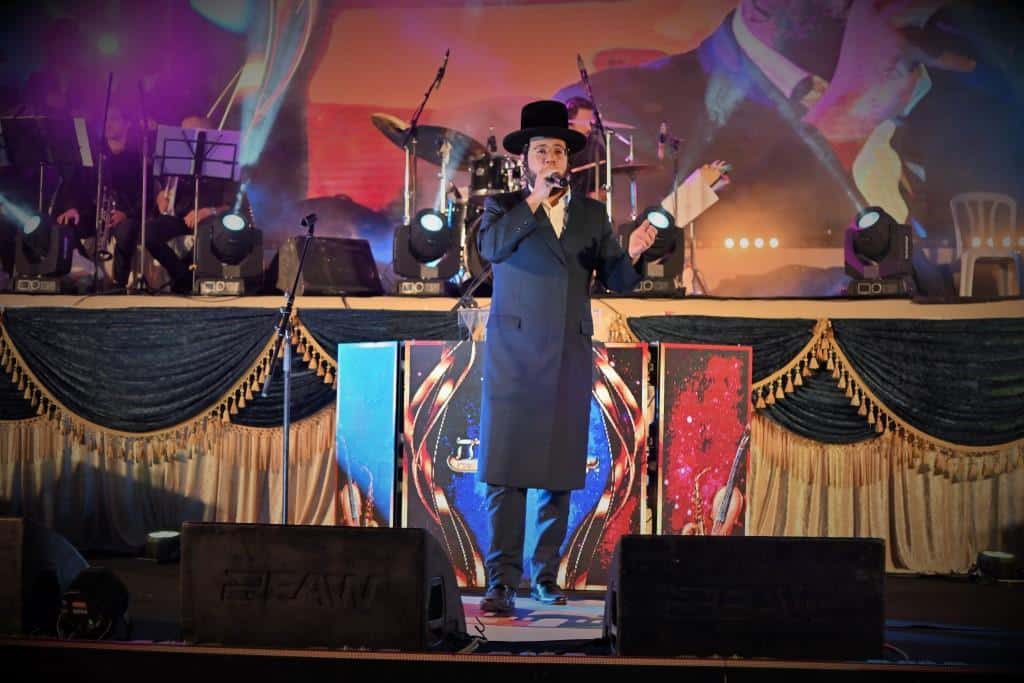 קרוב לרבבה במעמד כבוד התורה באלעד • גלריה: