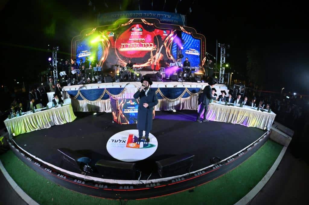 קרוב לרבבה במעמד כבוד התורה באלעד • גלריה: