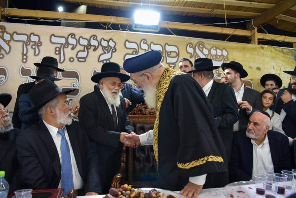 אלפים נטלו חלק במעמד הקבלת פני רבו למרן הראשון לציון הגרש"מ עמאר • צפו בתיעוד: