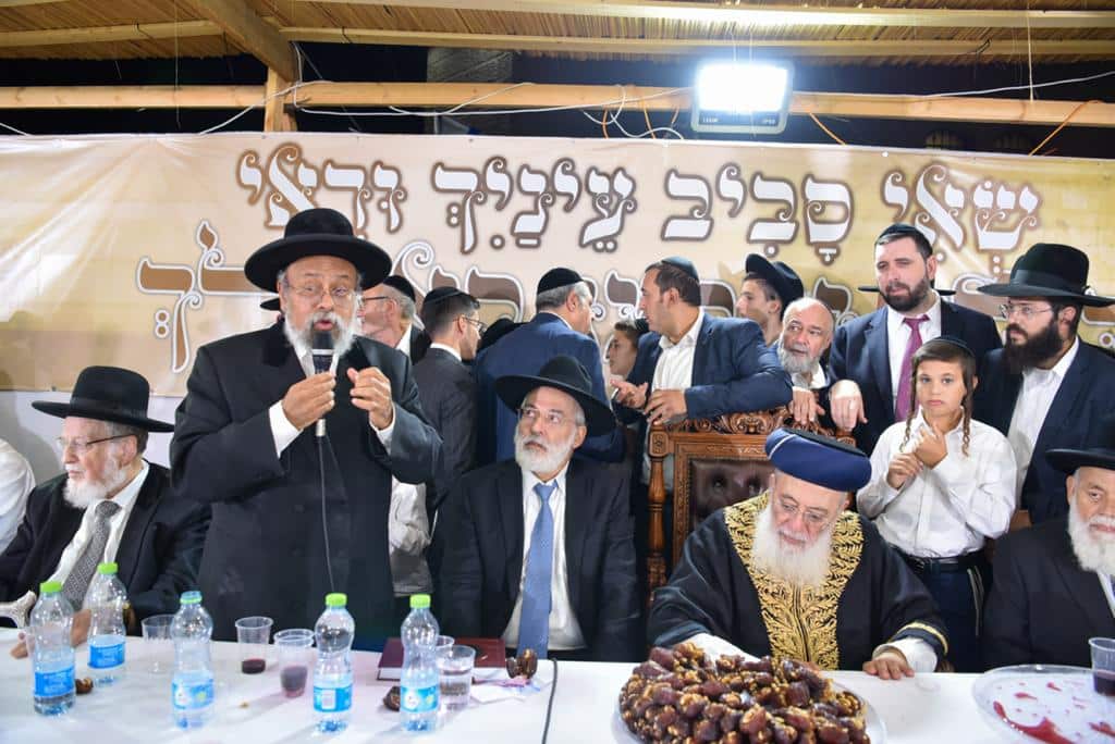 אלפים נטלו חלק במעמד הקבלת פני רבו למרן הראשון לציון הגרש"מ עמאר • צפו בתיעוד: