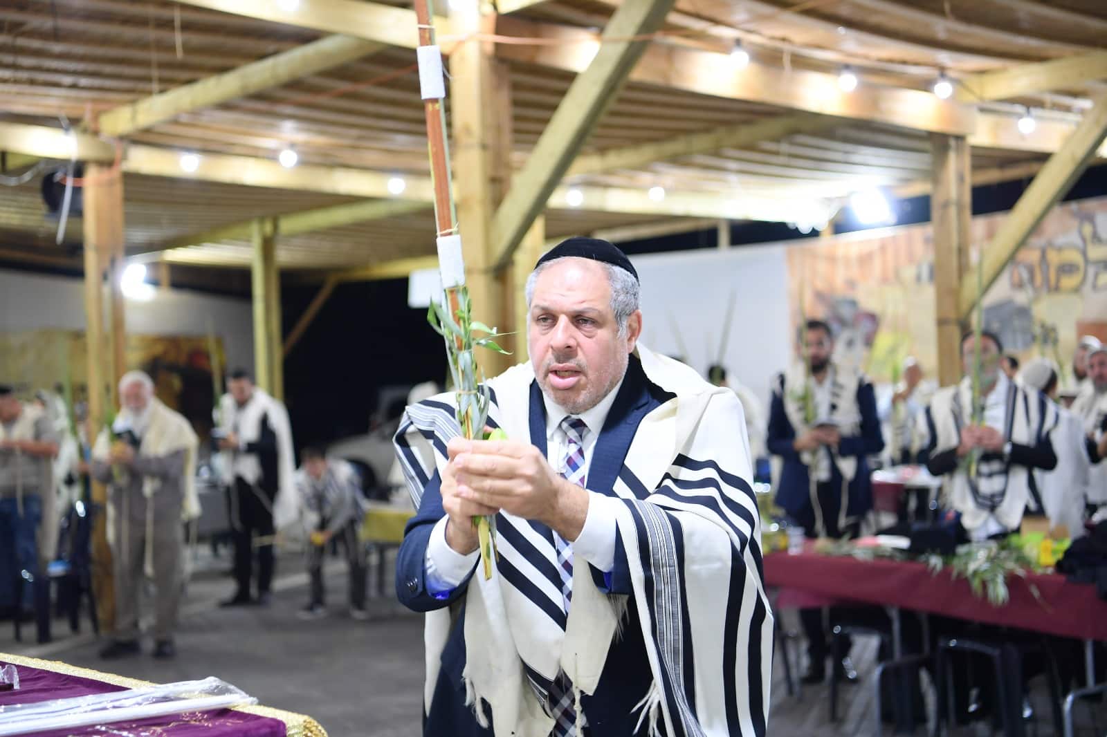 הושענא רבה אצל הגאון רבי שלמה עמאר • תיעוד