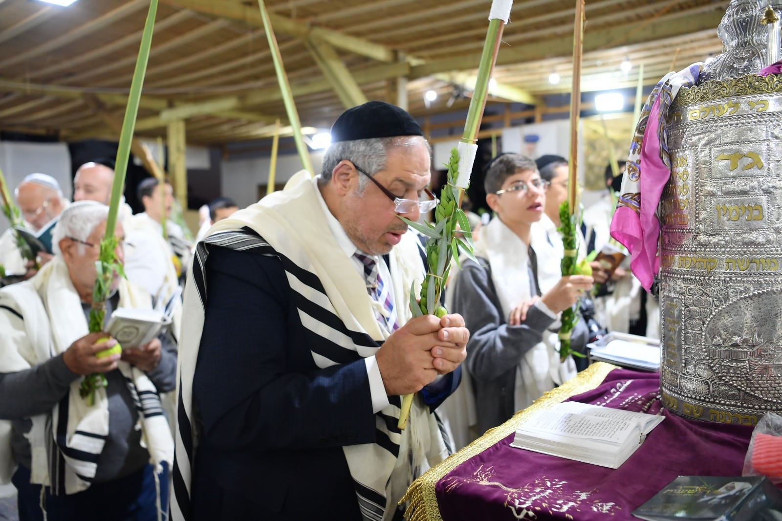 הושענא רבה אצל הגאון רבי שלמה עמאר • תיעוד