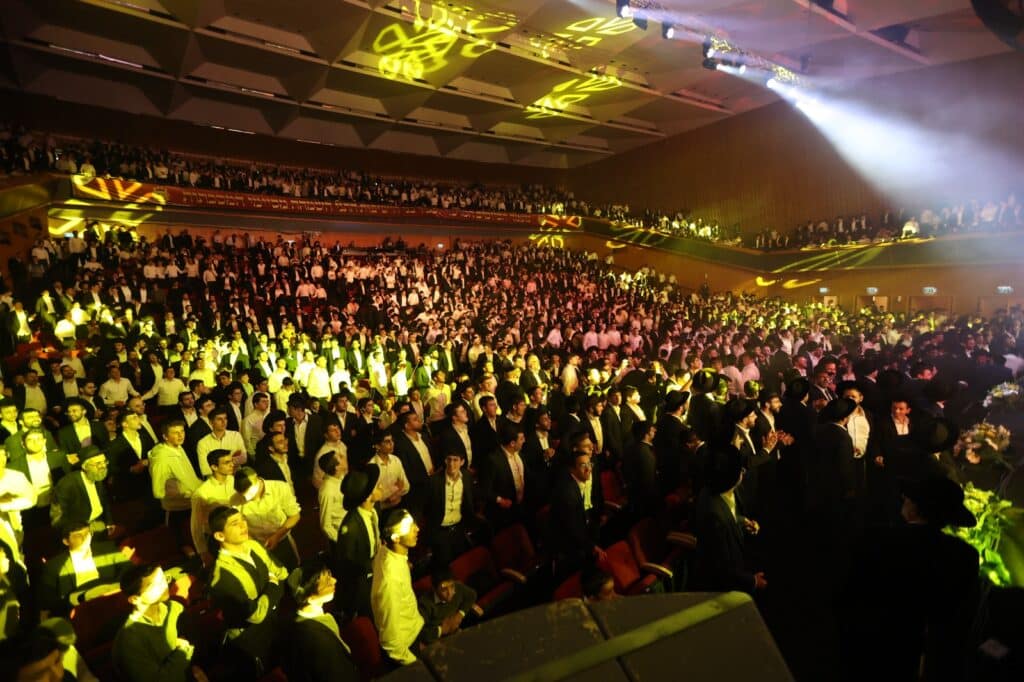 תיעוד ענק: גדולי הזמר החסידי הרעידו את 'בנייני האומה'