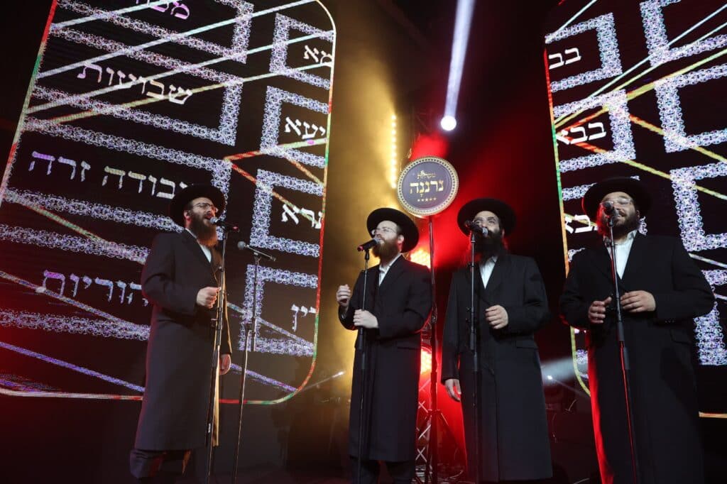 תיעוד ענק: גדולי הזמר החסידי הרעידו את 'בנייני האומה'