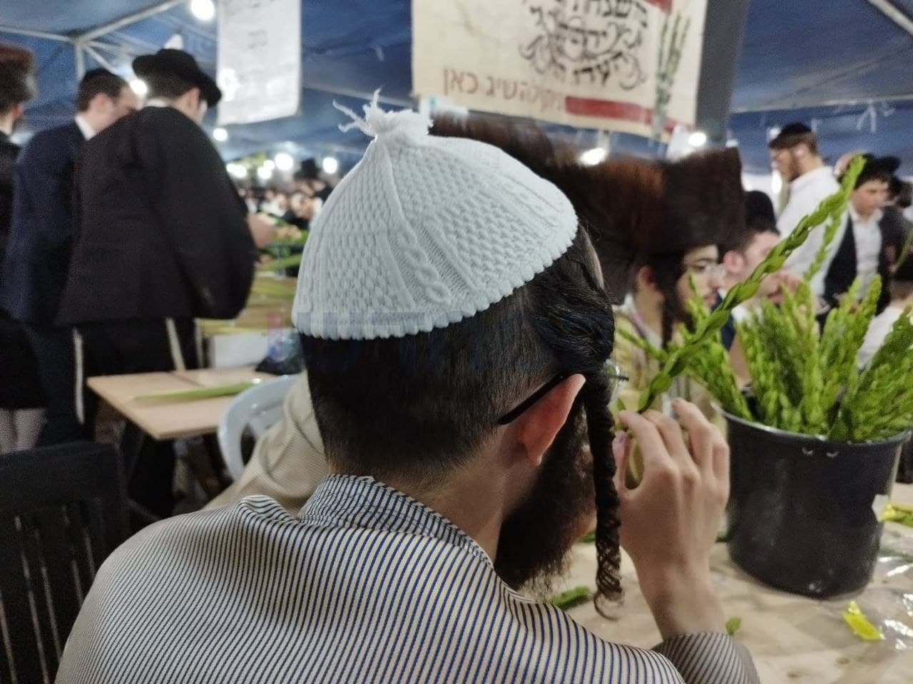 גלריה מרהיבה: אווירת החג ברחובות ירושלים