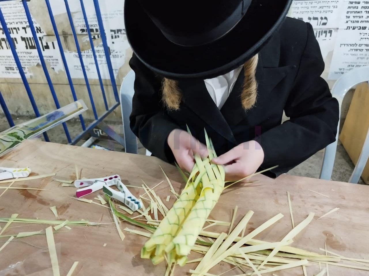 גלריה מרהיבה: אווירת החג ברחובות ירושלים