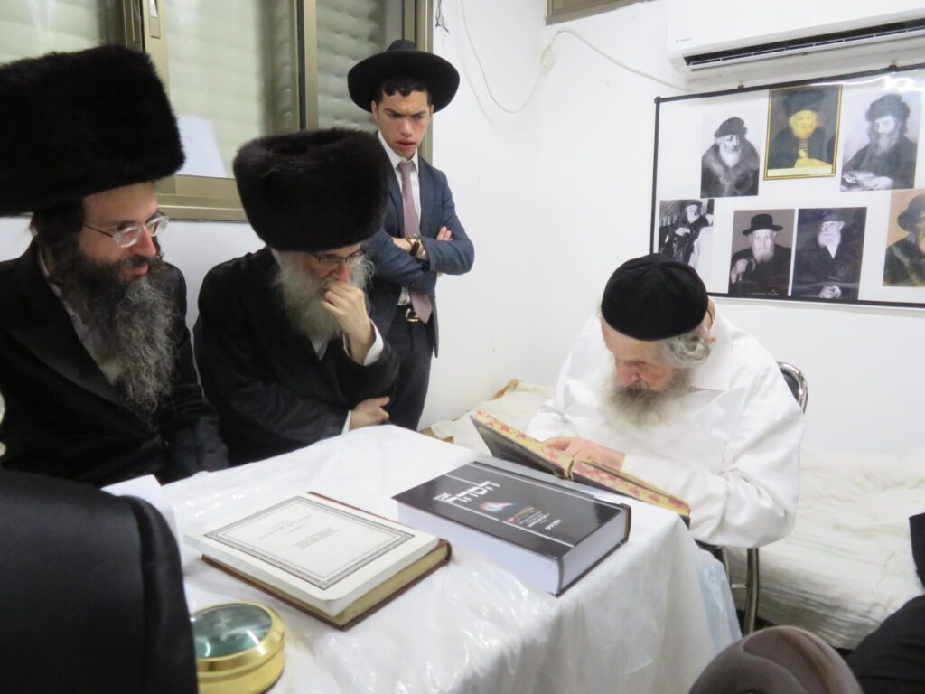 תיעוד: הקבלת פני רבו אצל מרן הגר"ד לנדו