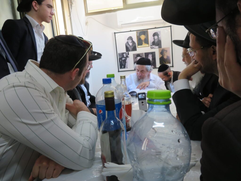 תיעוד: הקבלת פני רבו אצל מרן הגר"ד לנדו