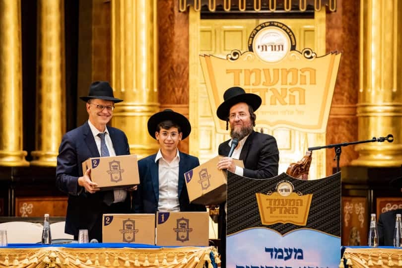 בהשתתפות הגרב"מ אזרחי: אלפי לומדים סיימו את מסכת 'סוכה'