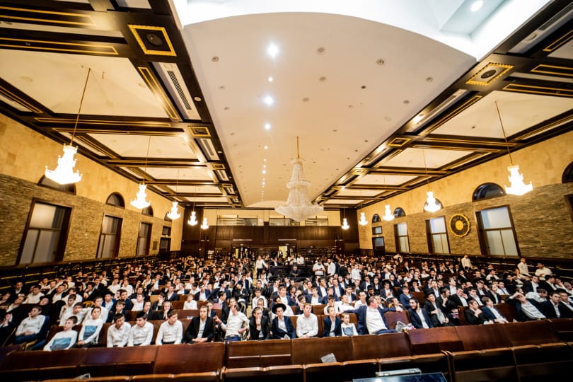 בהשתתפות הגרב"מ אזרחי: אלפי לומדים סיימו את מסכת 'סוכה'