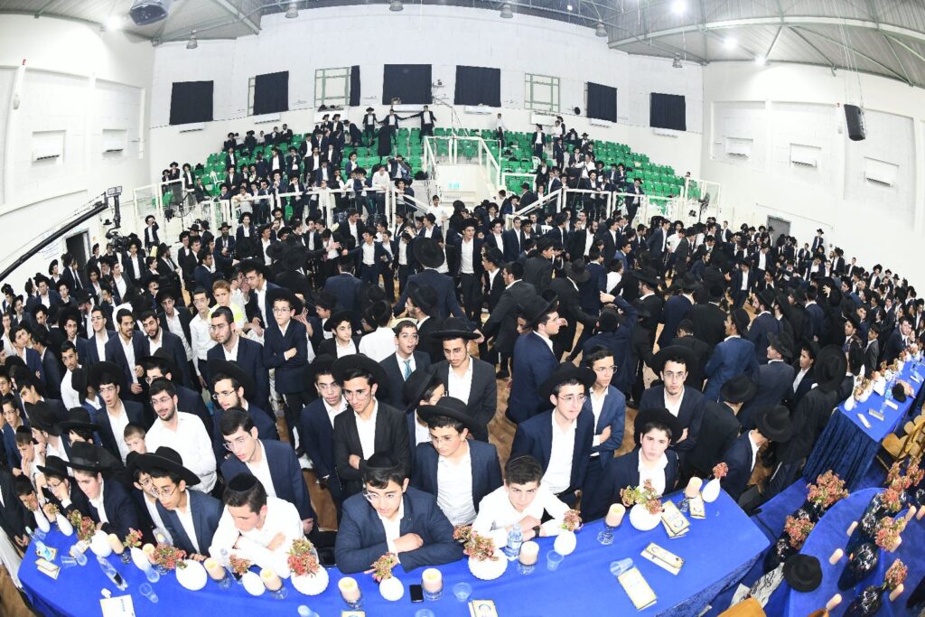 מודיעין עילית: בני העלייה התכנסו למעמד הסיומים האדיר