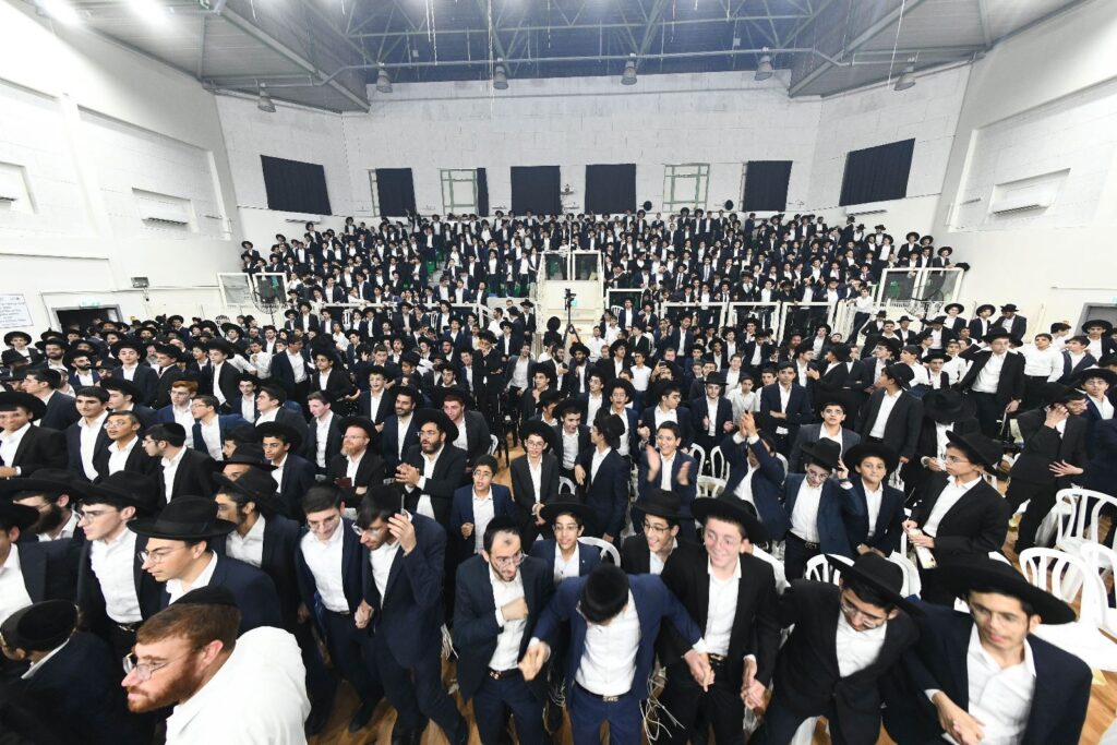 מודיעין עילית: בני העלייה התכנסו למעמד הסיומים האדיר