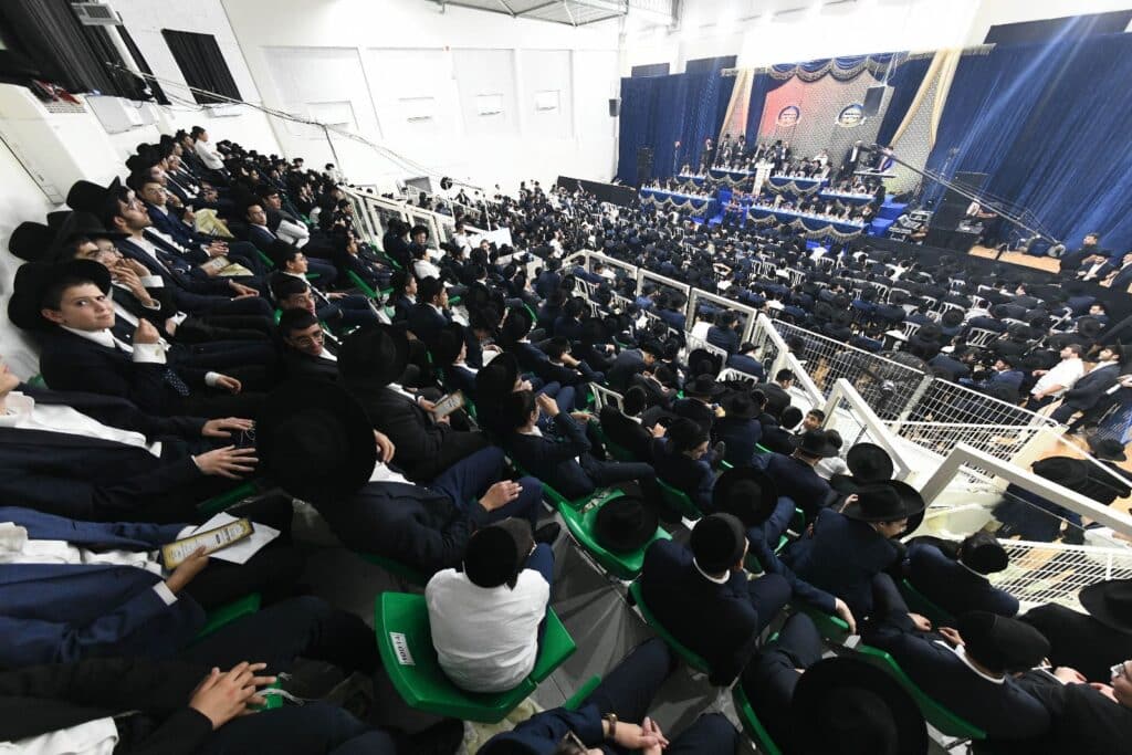 מודיעין עילית: בני העלייה התכנסו למעמד הסיומים האדיר