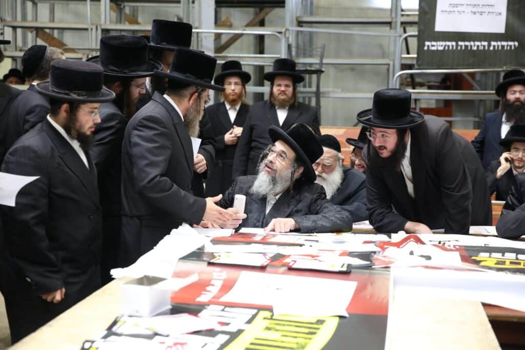 הצבא הויז'ניצאי מסתער על המתלבטים