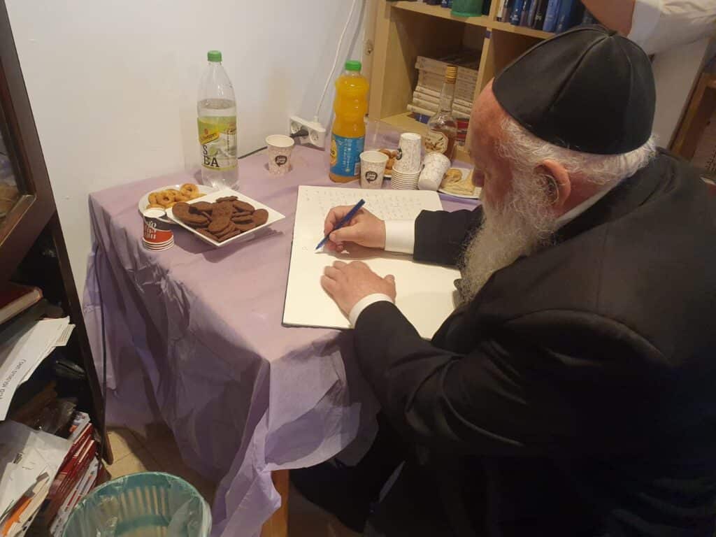 גולדקנופף במוזיאון גוש קטיף: "מעולם לא גירשו יהודים את עמיתיהם"