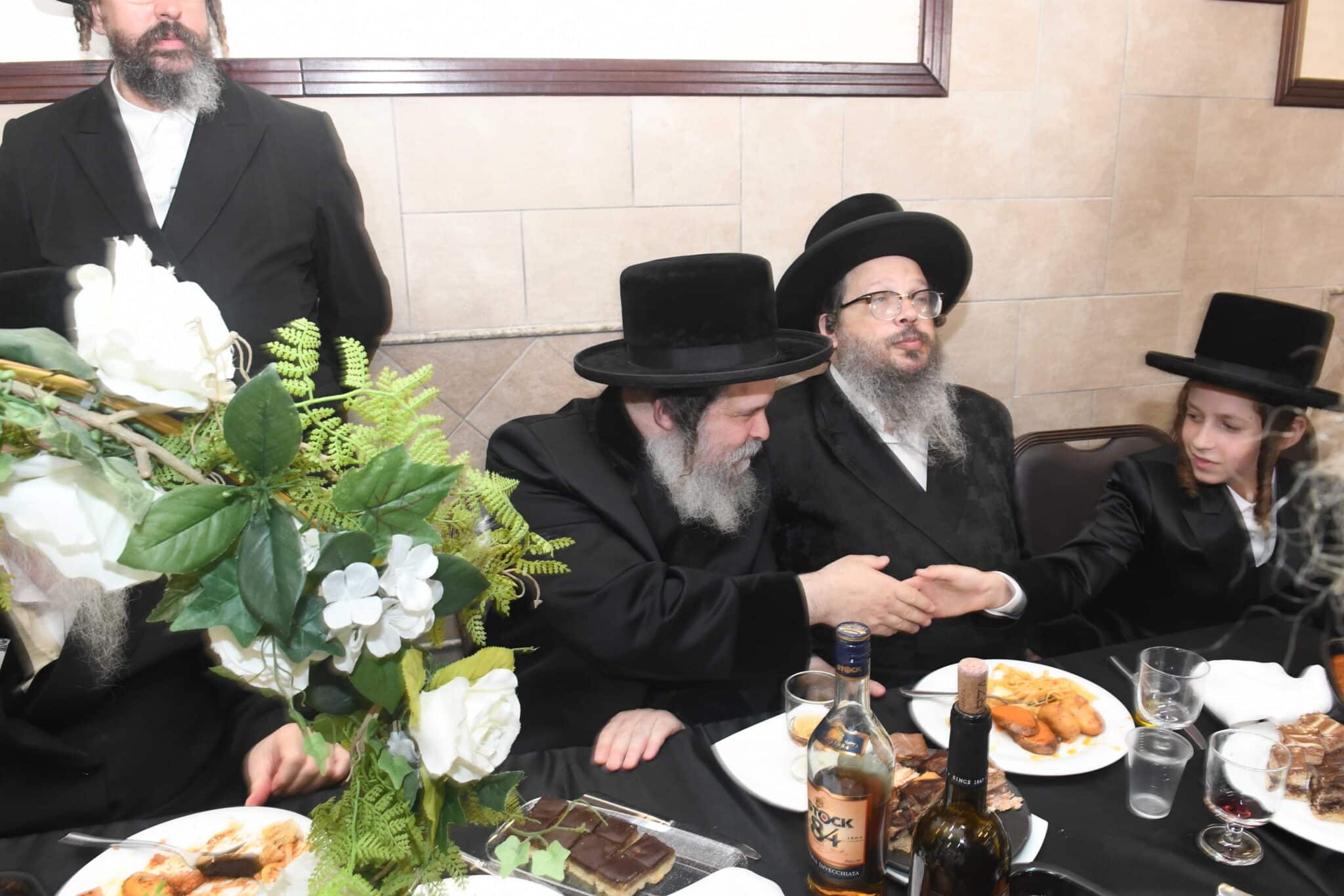 שמחת בר מצוה לנכד אב"ד זוועהיל בני ברק