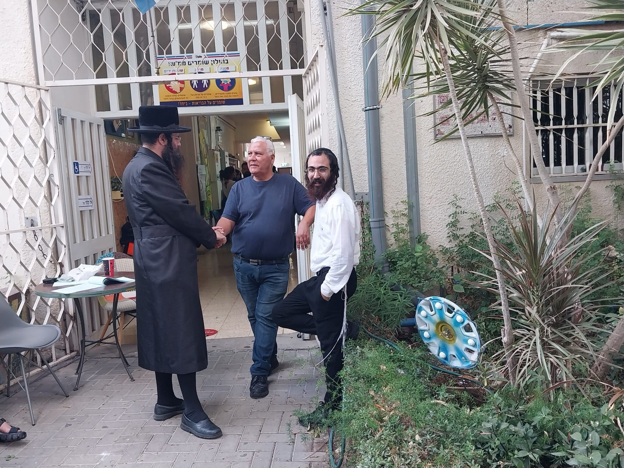 האדמו"ר מקראלי בביקור בחולון להצלחת הבחירות