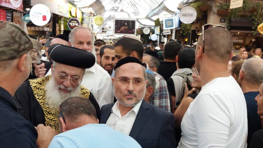 הראשון לציון עודד את הסוחרים במחנה יהודה להקדים את סגירת החנויות