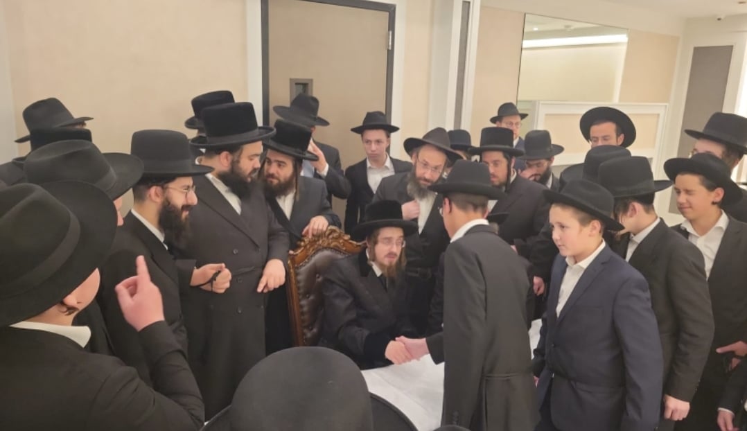 סיקור מורחב: חסידי סאדיגורה בארה"ב התאחדו השבת בלייקוד