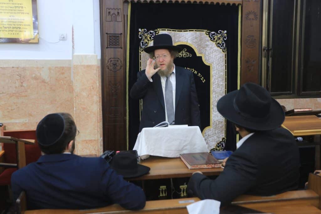 "להיזהר עם נייעס": תלמידי הישיבות סיימו חפץ חיים