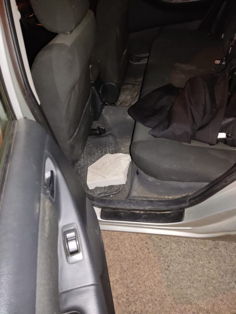 הר הזיתים: ערבים רגמו מתפללים עם סלעים הר הזיתים: ערבים רגמו מתפללים עם סלעים