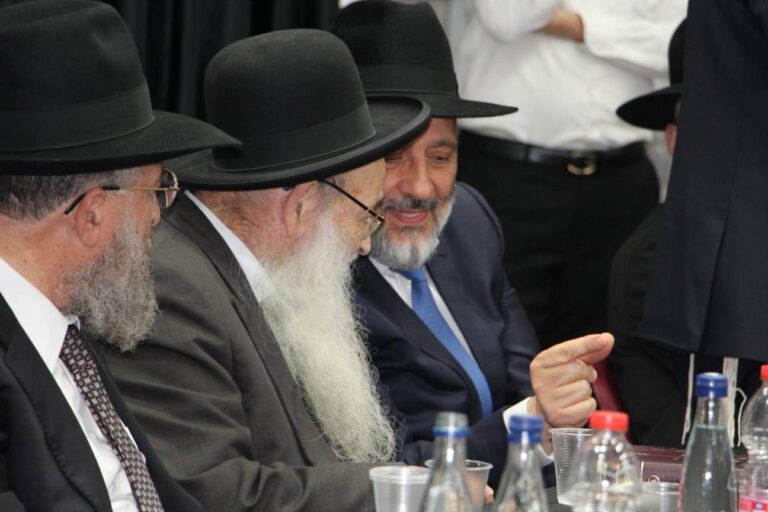 גלריה: באלעד חגגו את הניצחון בבחירות