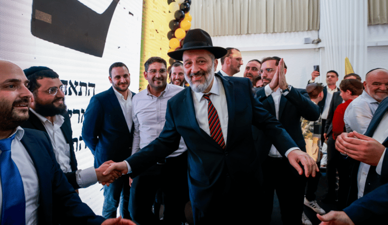 התרגיל של דרעי לסמוטריץ' שיבטיח לו את תיק הדתות