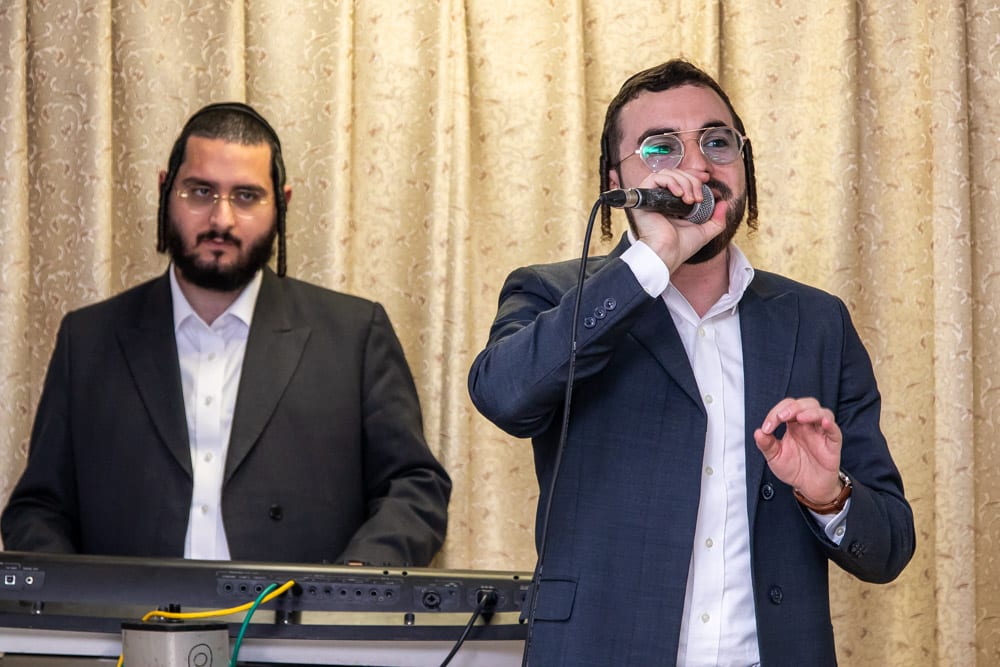 בתום ימי השלושים: הבחורים סיימו מסכתות לע"נ הקדוש אריה שצ'ופק הי"ד