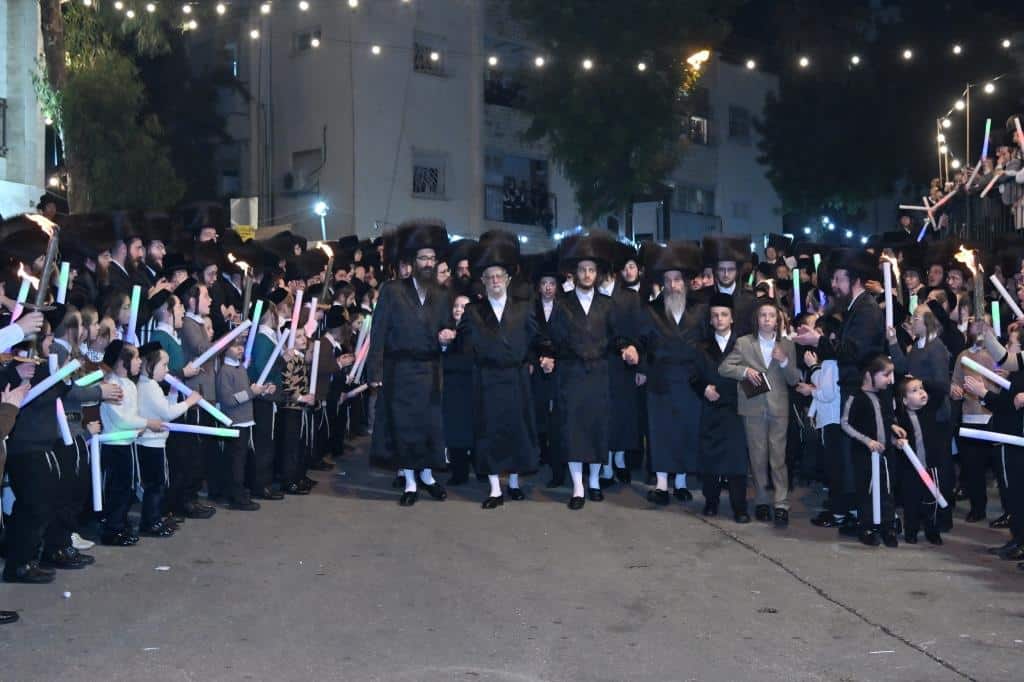 בגלריה אחת: כל השבע ברכות בויז'ניץ