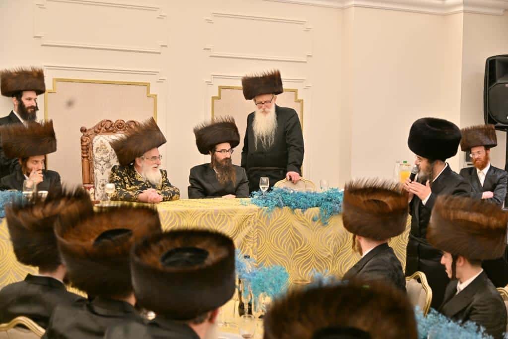 בגלריה אחת: כל השבע ברכות בויז'ניץ