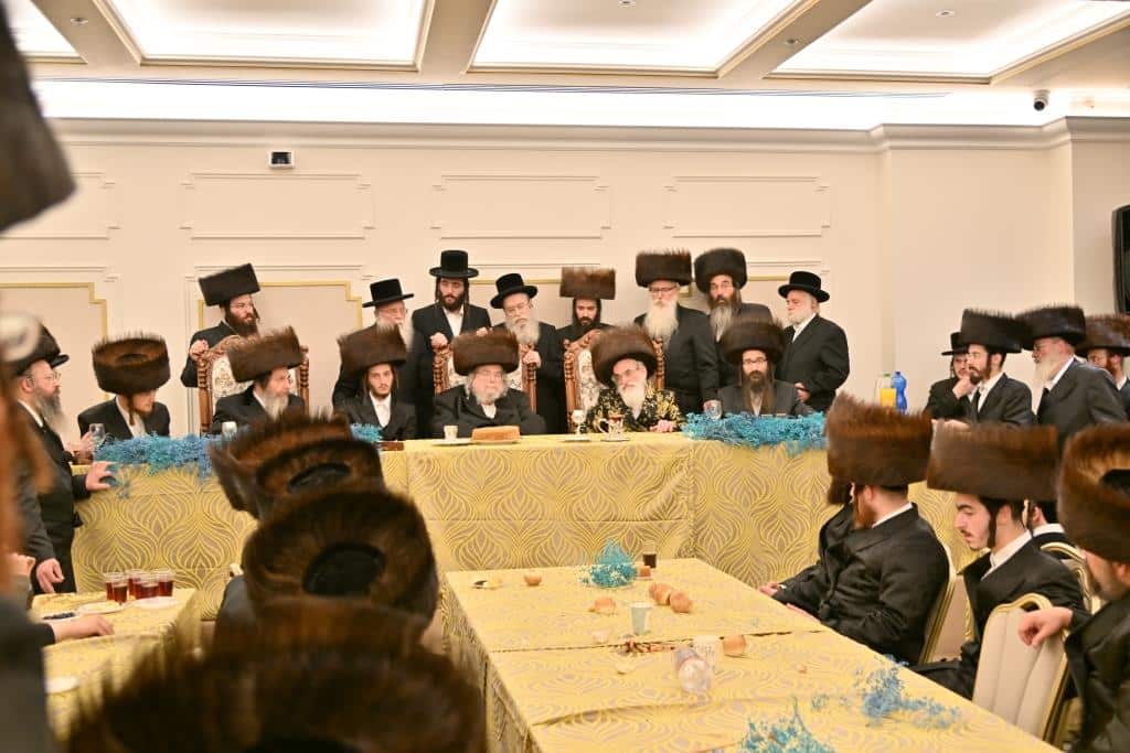 בגלריה אחת: כל השבע ברכות בויז'ניץ