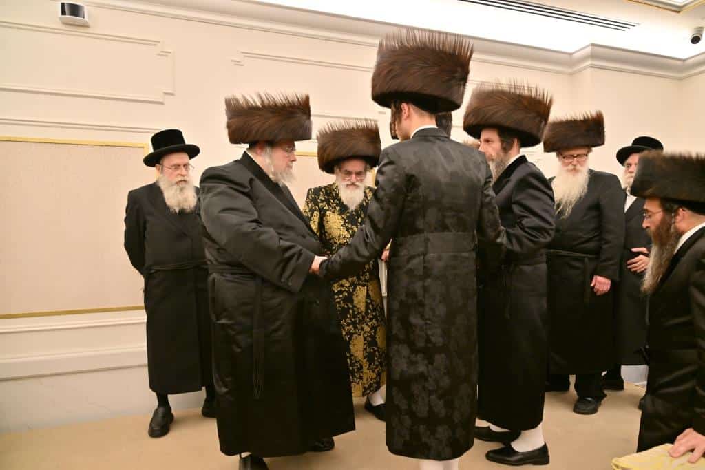 בגלריה אחת: כל השבע ברכות בויז'ניץ