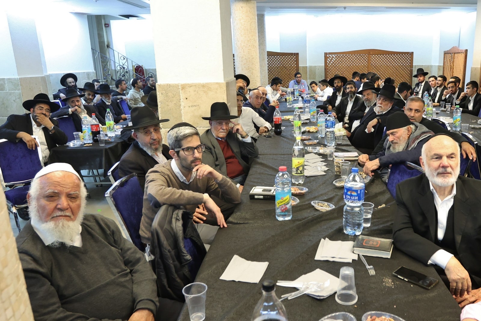 בוגרי חברון התכנסו בעצרת ההספד לחמיו של הרב של הונג קונג￼