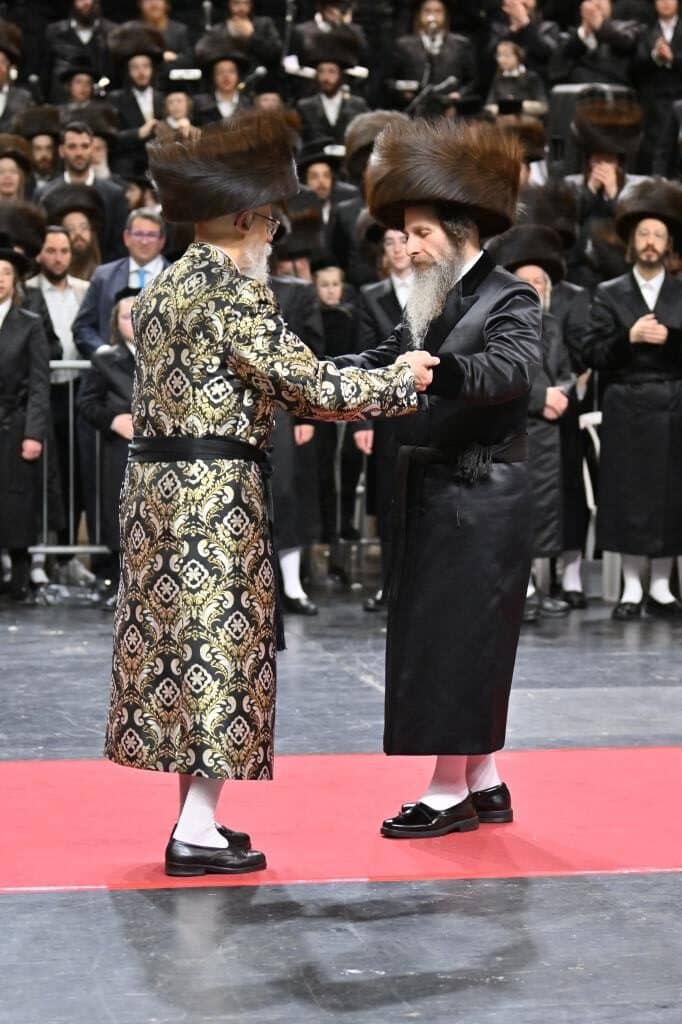 שמחת החתונה בחצרות סערט ויזניץ' -ויזניץ' -אונגוואר